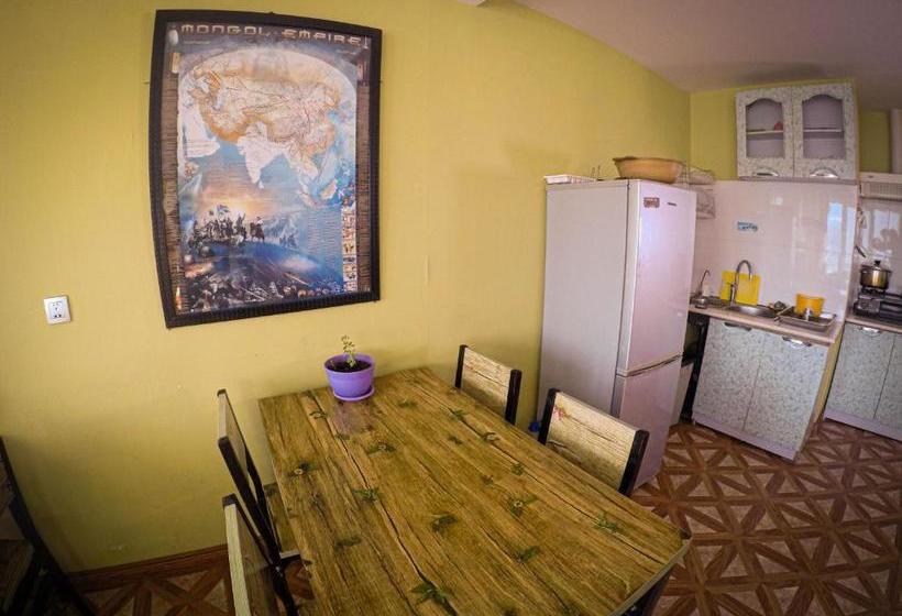 پانسیون Lg Tour & Hostel