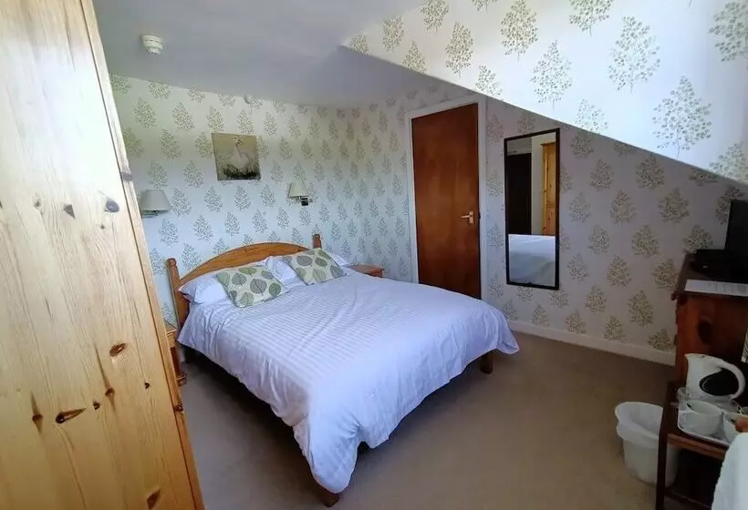 Retkeilymaja The Harp Inn