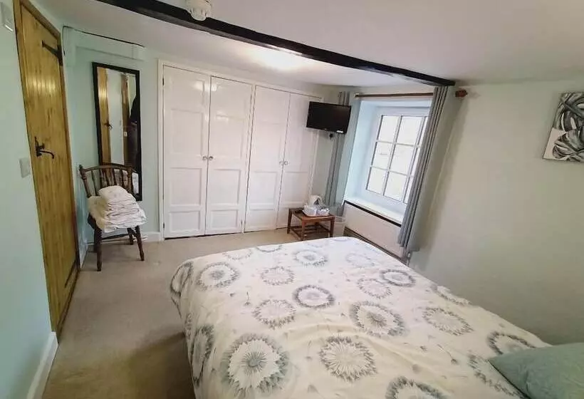 Retkeilymaja The Harp Inn