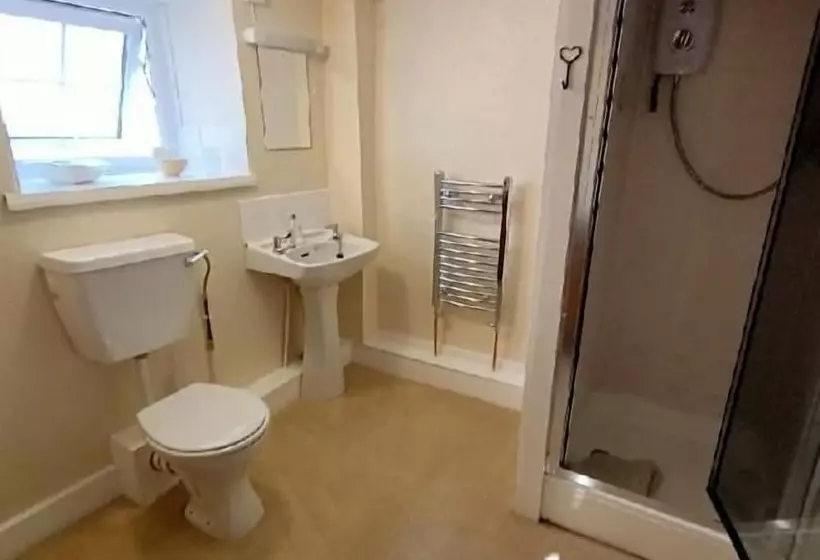 Retkeilymaja The Harp Inn