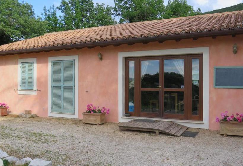 בית מלון כפרי Agriturismo San Martino