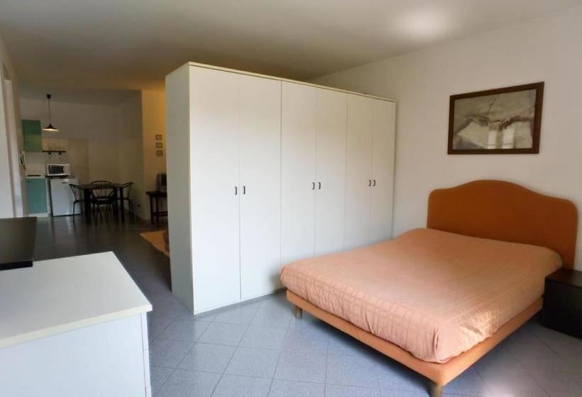 פנסיון Residence Castello