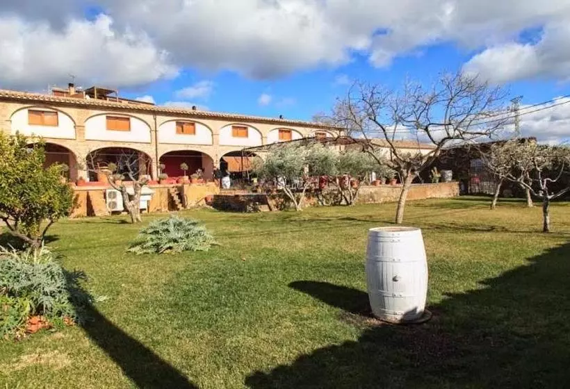 تختخواب و صبحانه Clos Figueras