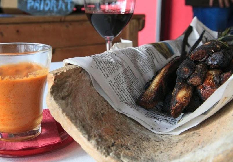 تختخواب و صبحانه Clos Figueras