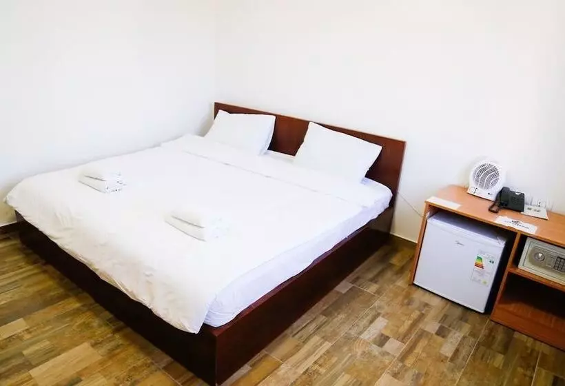 پانسیون Alrowwad Guest House