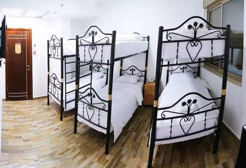 پانسیون Alrowwad Guest House