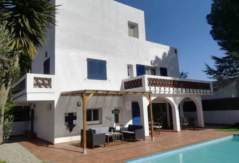 Majatalo Art Villa S Agaró