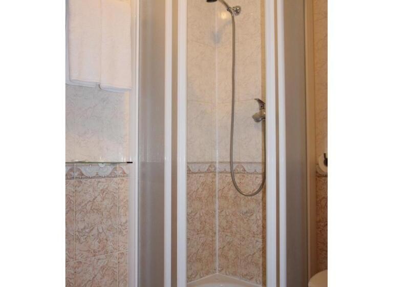 פנסיון Hostal Infante Peñafiel