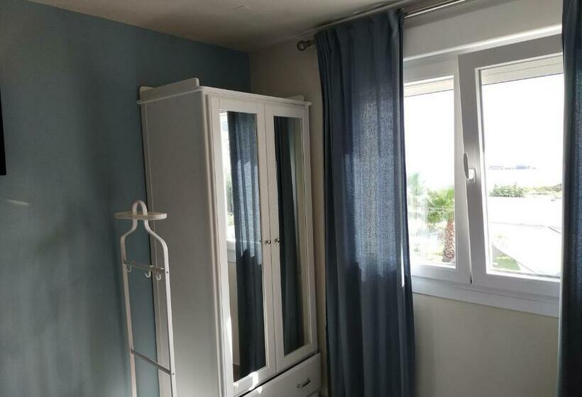 호텔 Punta Carnero Alojamiento Singular