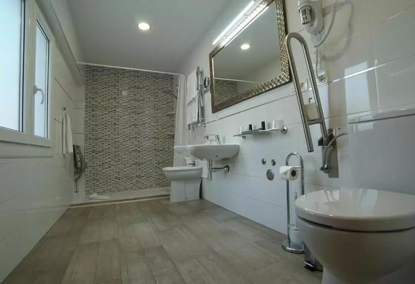 ホテル Infante Antequera