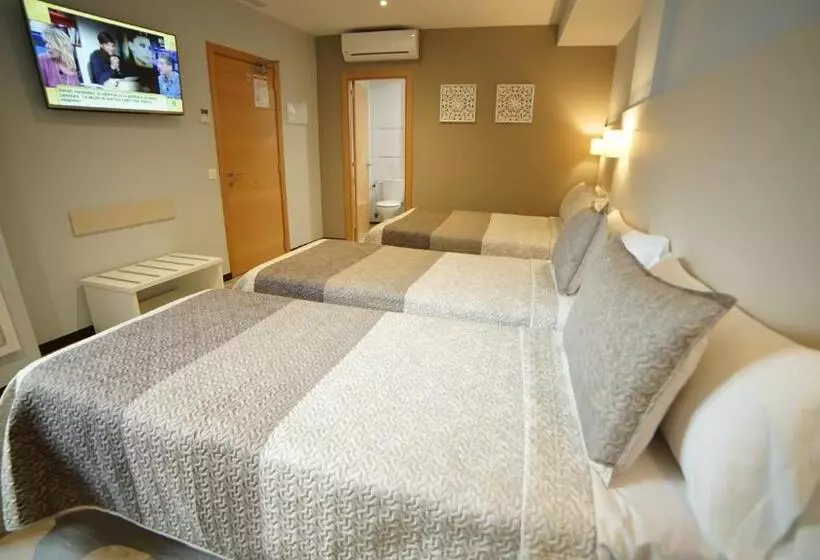 ホテル Infante Antequera