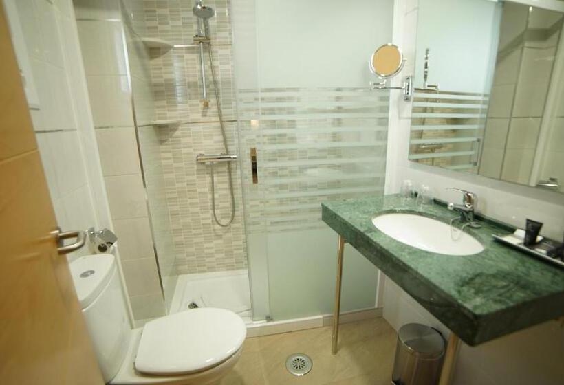 فندق Infante Antequera