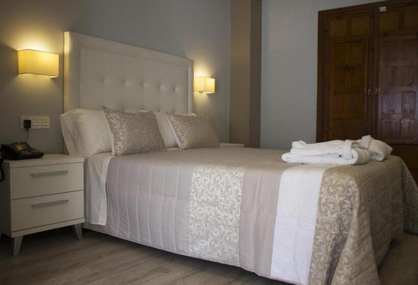 فندق Infante Antequera