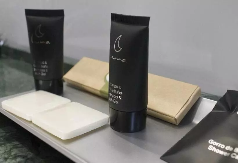 ホテル Infante Antequera