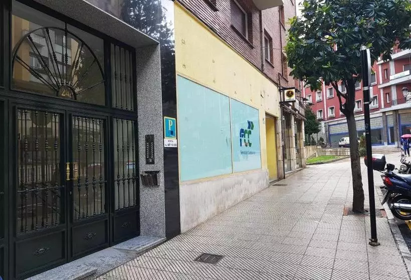 پانسیون Hostal Foncalada