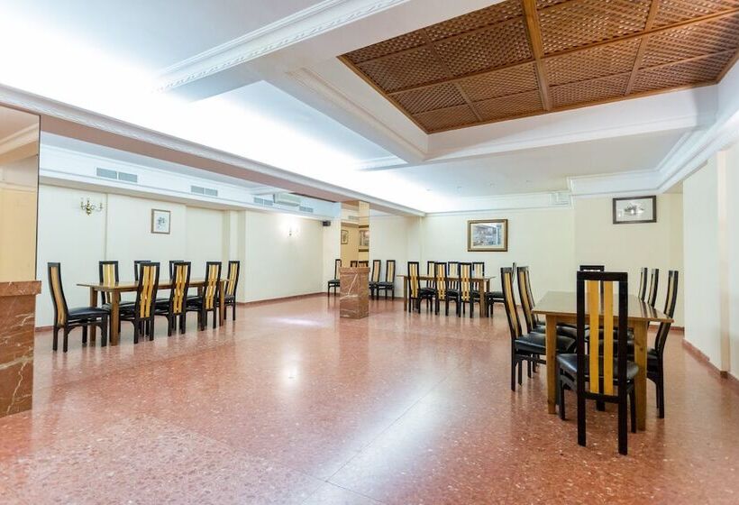 پانسیون Hostal San Rafael