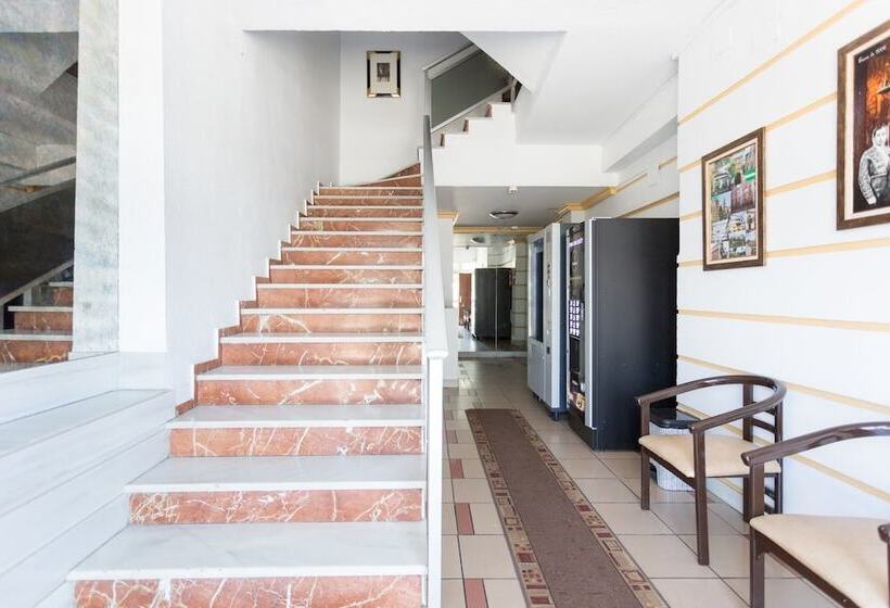 پانسیون Hostal San Rafael