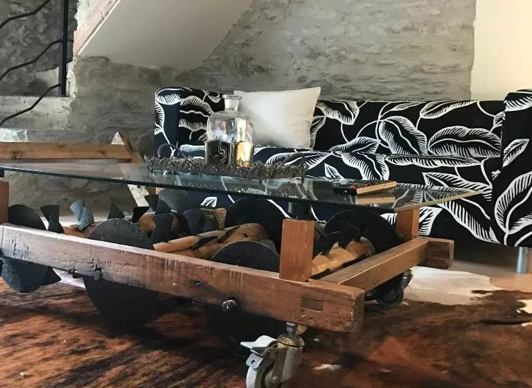 Majatalo Hostal Sant Roc