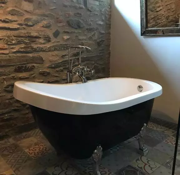 Majatalo Hostal Sant Roc