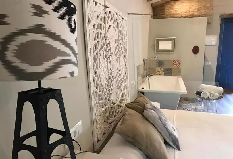 Majatalo Hostal Sant Roc