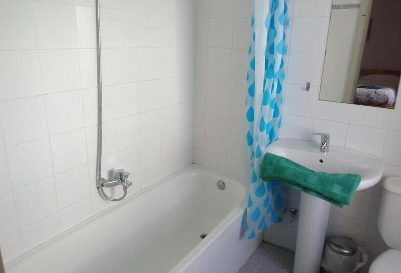 ペンション Arrigorri Ostatu Jatetxea