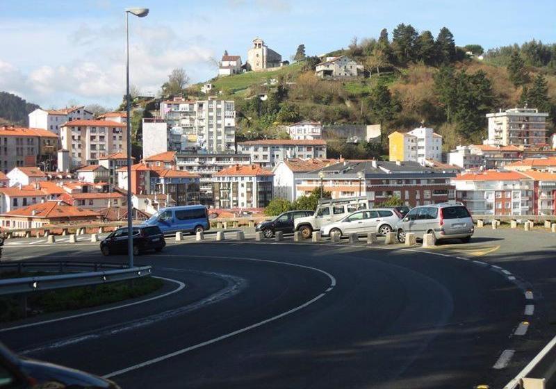 ペンション Arrigorri Ostatu Jatetxea