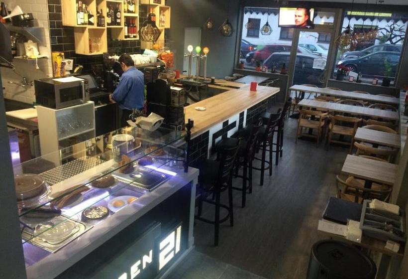 ペンション Golden 21