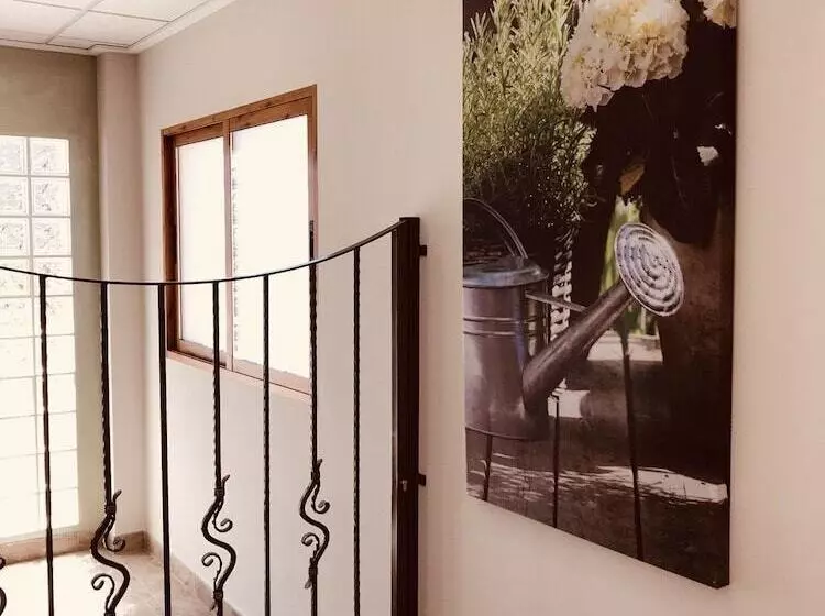 پانسیون El Jardin De Las Eras
