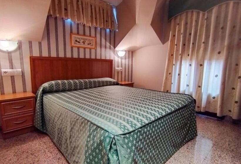 فندق صغير Hospedería Puerta De La Catedral