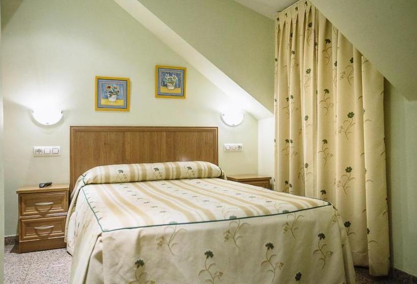 فندق صغير Hospedería Puerta De La Catedral