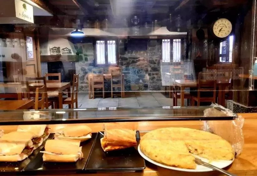 Majatalo Hostal Cicloturismo Lopenea