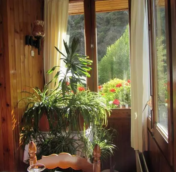 Majatalo Hostal Noguera