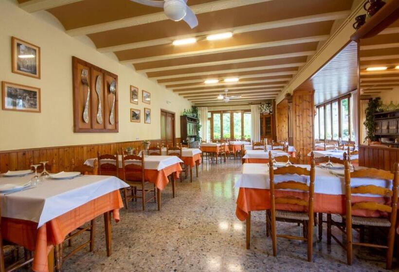 פנסיון Hostal Noguera