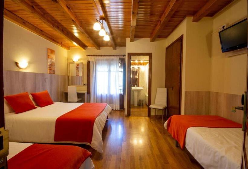 פנסיון Hostal Noguera