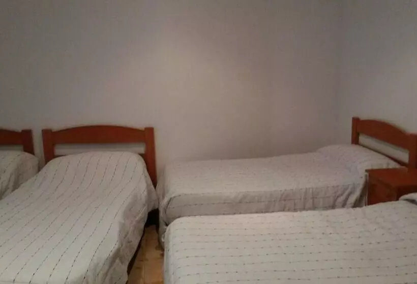 Majatalo Hostal Virgen Del Pilar