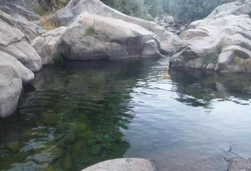 ホテル El Rincón De Los Riveros