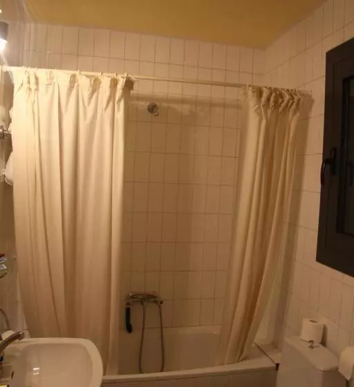 پانسیون Fonda Sala