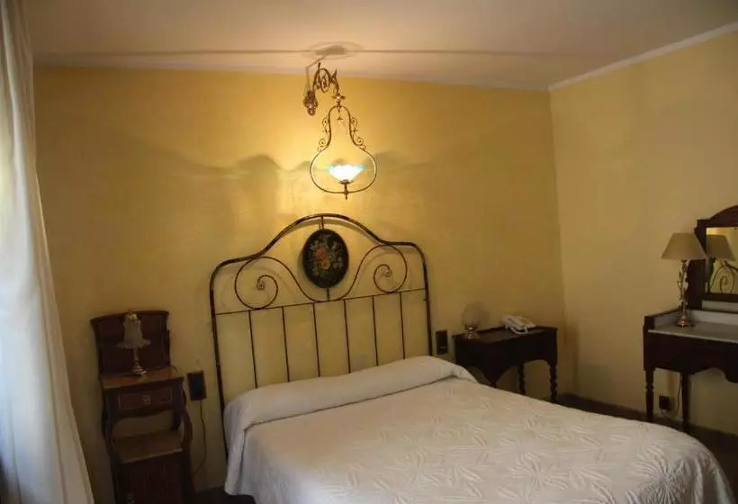 پانسیون Fonda Sala