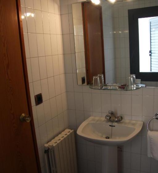 ペンション Fonda Sala