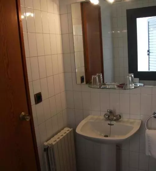 پانسیون Fonda Sala