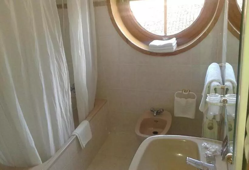 Majatalo Hostal Les Bedules