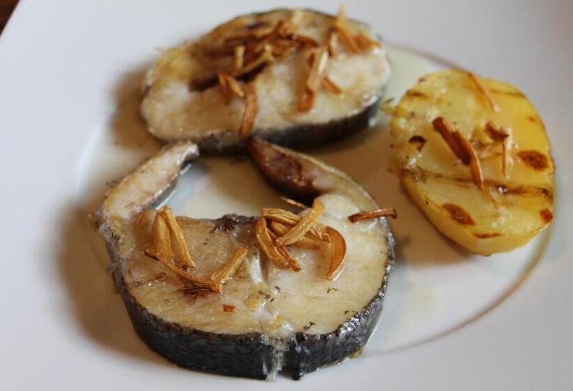 膳宿费 Hostal L´ou De Reig