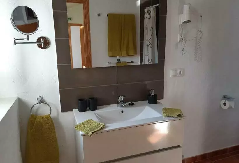 Majatalo Olivetum Colina