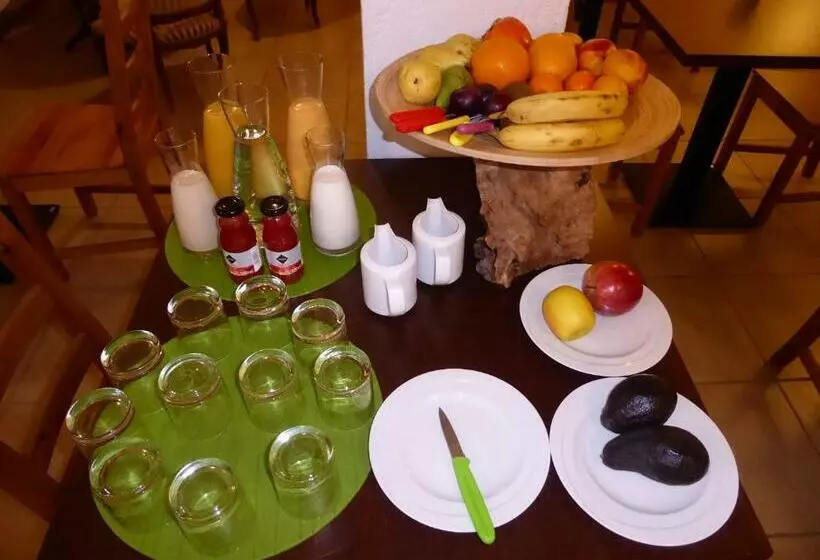 Majatalo Olivetum Colina