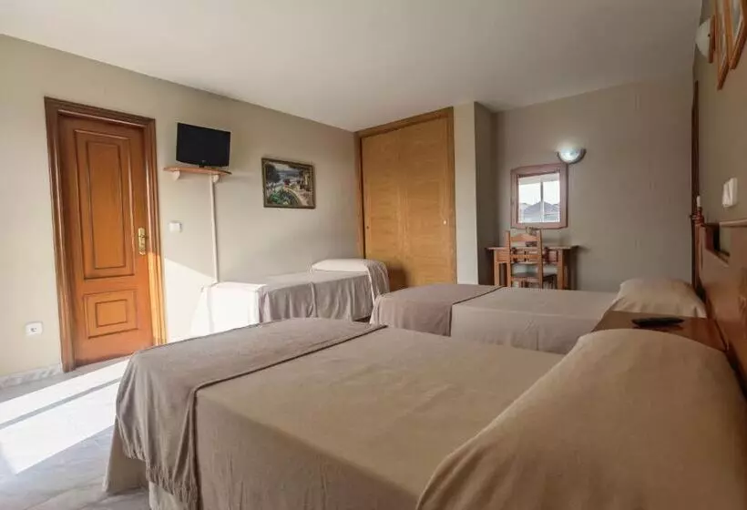 Pensión Residencia Cecilia