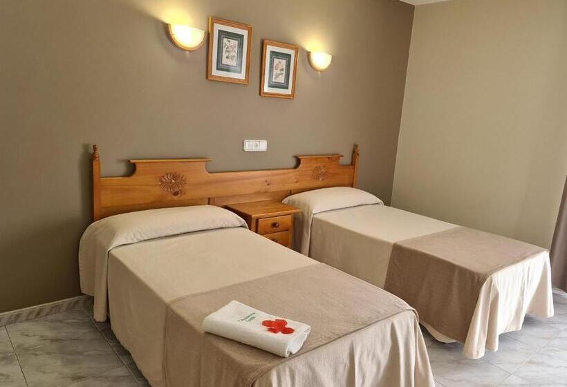 Pensión Residencia Cecilia