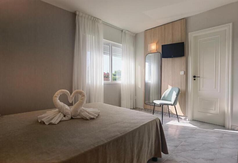 Pensión Residencia Cecilia