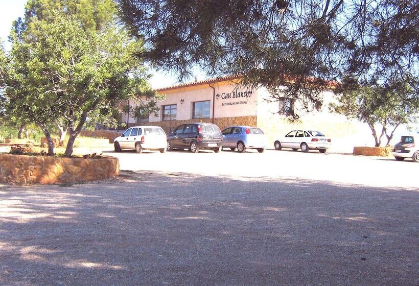 Hotel Restaurante Rural Cau Blanch