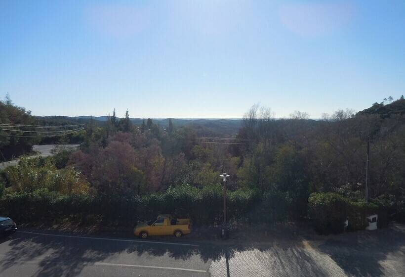 پانسیون Casa De Hóspedes Granifóia