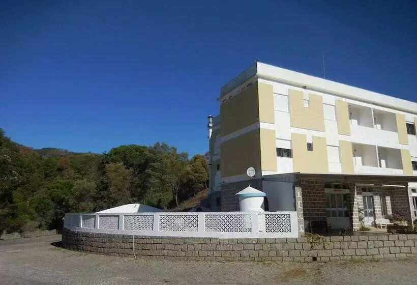 ペンション Casa De Hóspedes Granifóia